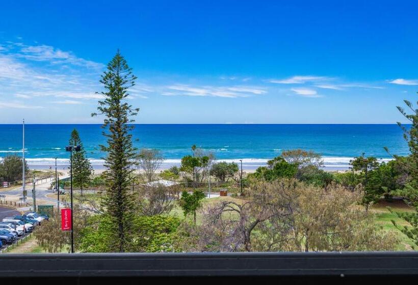 Hi Ho Beach Apartments On Broadbeach