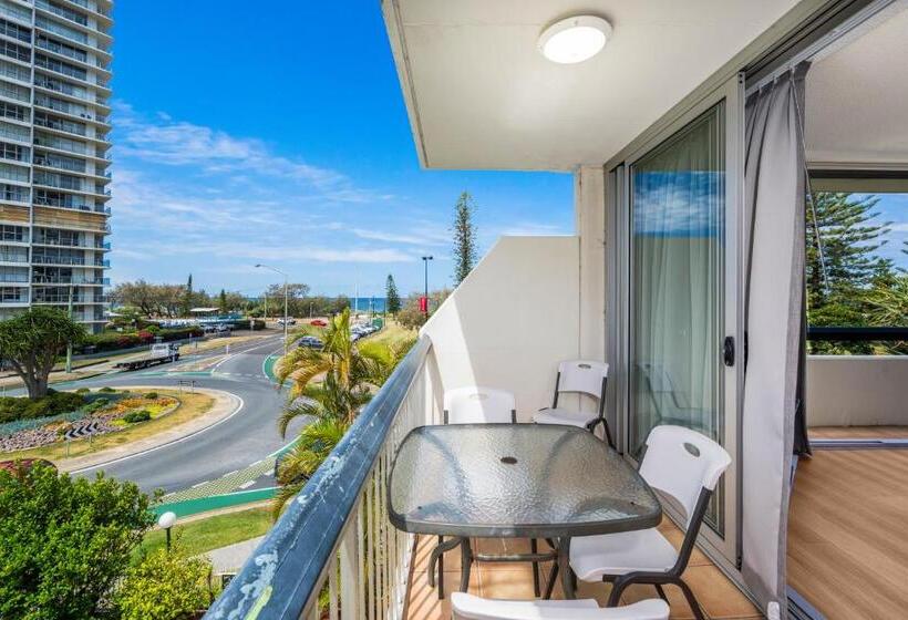 Hi Ho Beach Apartments On Broadbeach