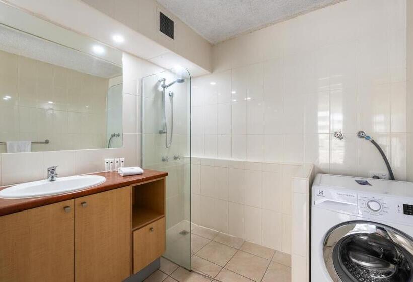 Hi Ho Beach Apartments On Broadbeach