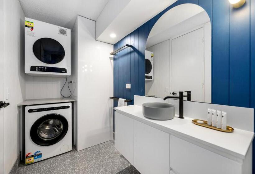 Hi Ho Beach Apartments On Broadbeach