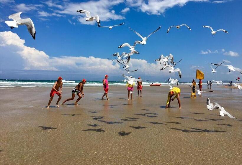 Hi Ho Beach Apartments On Broadbeach