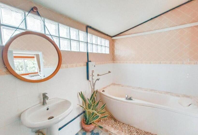 Hotel Bangsaphan Resort