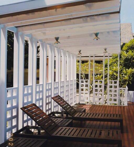 Hotel Bangsaphan Resort