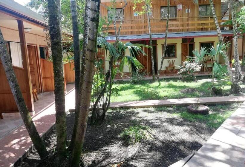 בית מלון כפרי Cabinas Popular