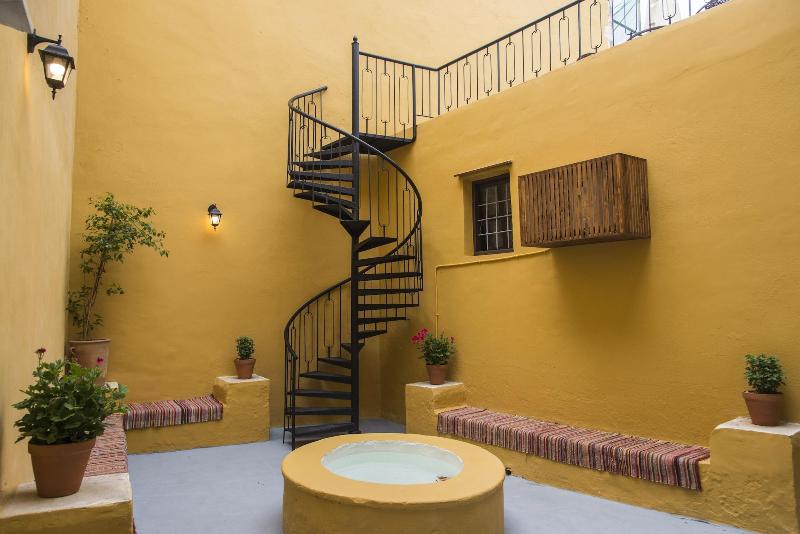 فندق Captain Vasilis