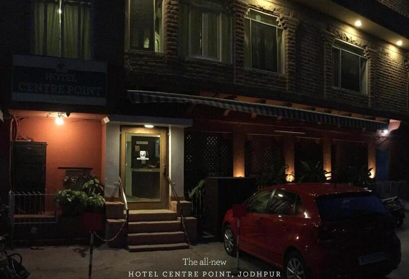 Отель Centre Point