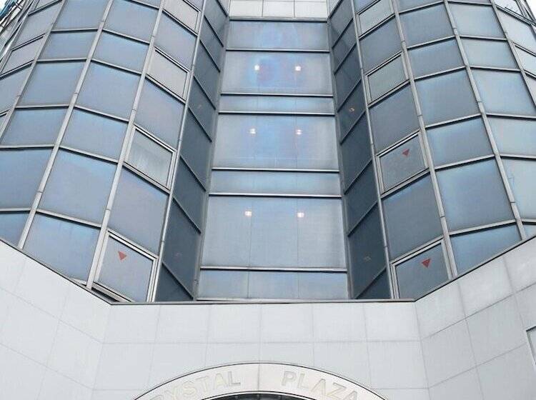 בית מלון כפרי Crystal Plaza