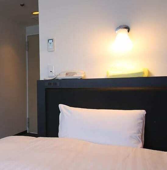 בית מלון כפרי Crystal Plaza