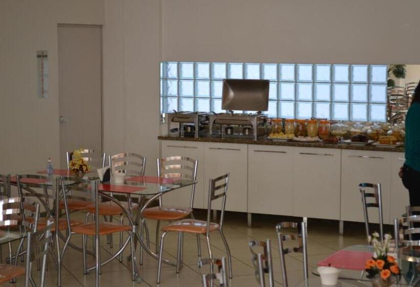 בית מלון כפרי Esplendor Palace