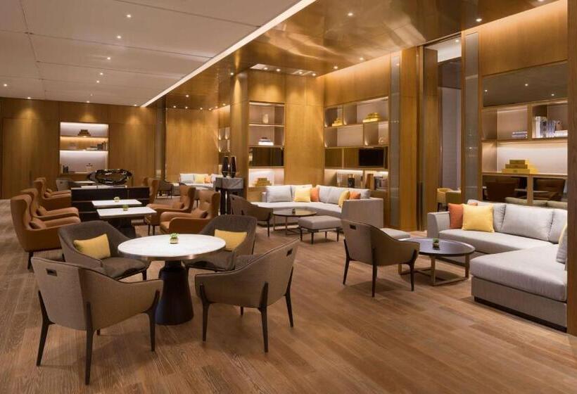 Отель Hyatt Regency Shenzhen Airport