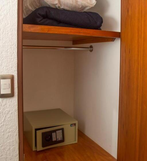 ホテル Las Avenidas