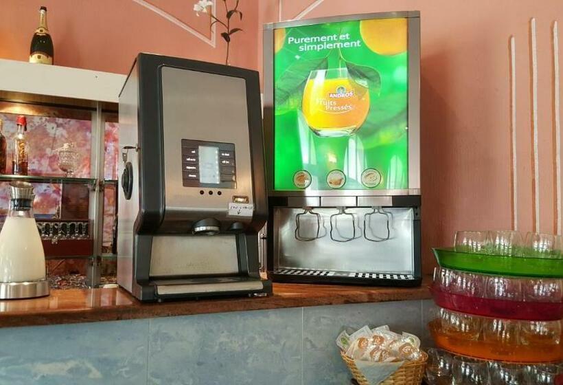 Отель Le Méditerranée