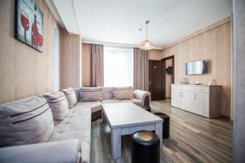 هتل Milano Palace Borjomi