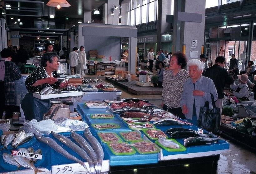 Отель Port Moji