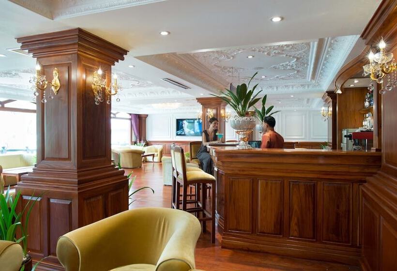 هتل Regency Classical Angkor