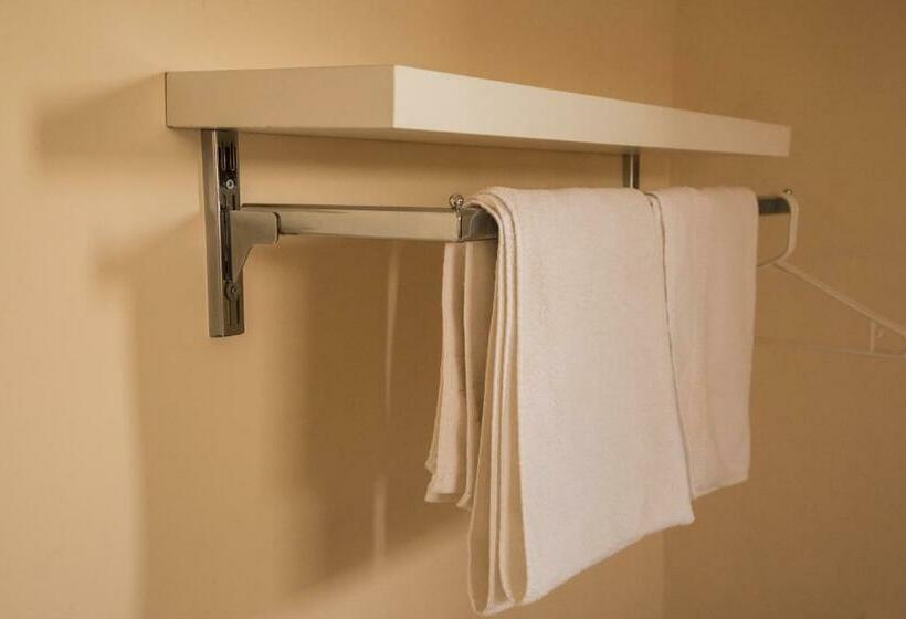 酒店 Royal Point Arugambay