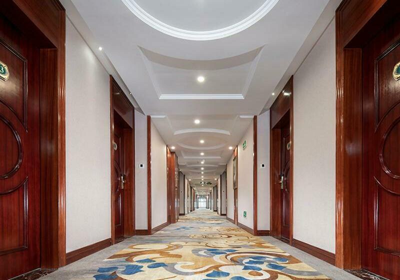Vienna Hotel Shenzhen Pingshan Shenshan Road