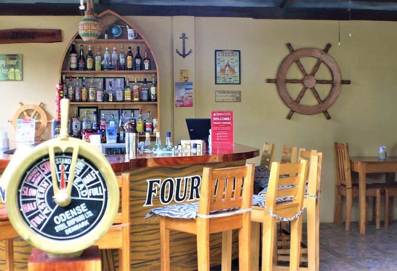 호텔 Zen Rooms Captain S Lodge