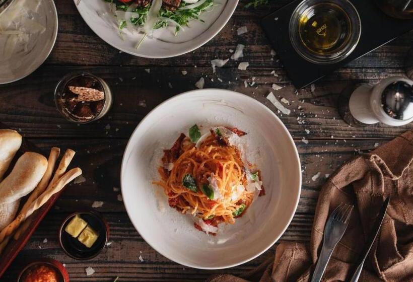 Intercontinental Residences Saigon, An Ihg