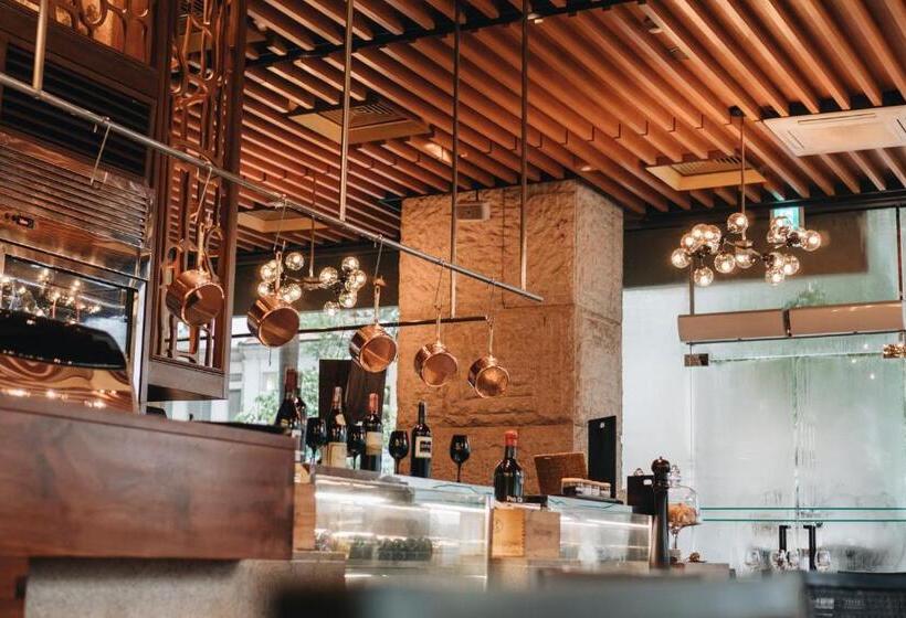 Intercontinental Residences Saigon, An Ihg