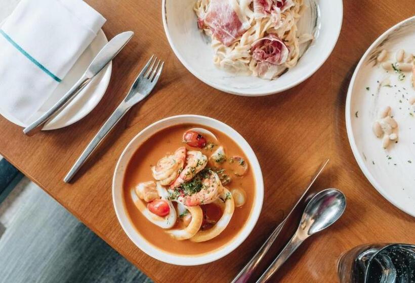 Intercontinental Residences Saigon, An Ihg