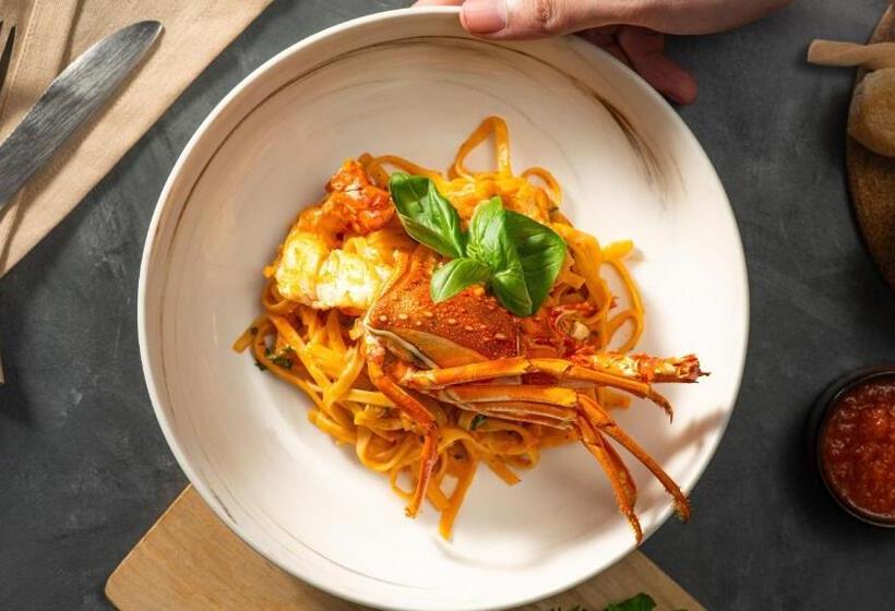 Intercontinental Residences Saigon, An Ihg