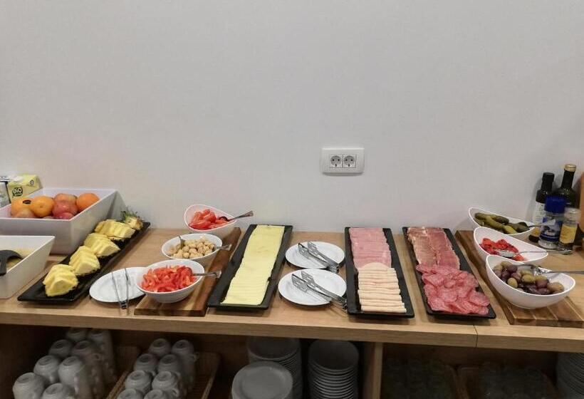 Life Hostel Slovenia