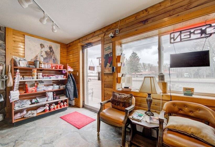 فندق على الطريق Livingston Inn   Historic