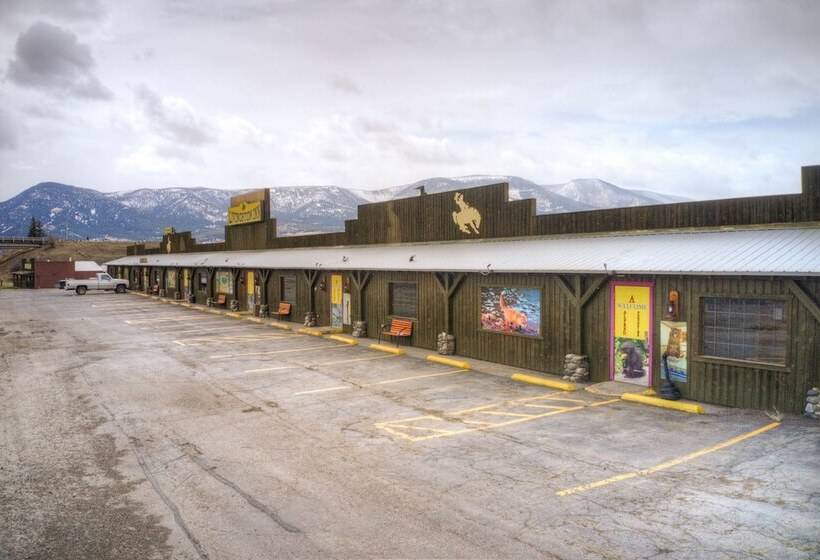 فندق على الطريق Livingston Inn   Historic