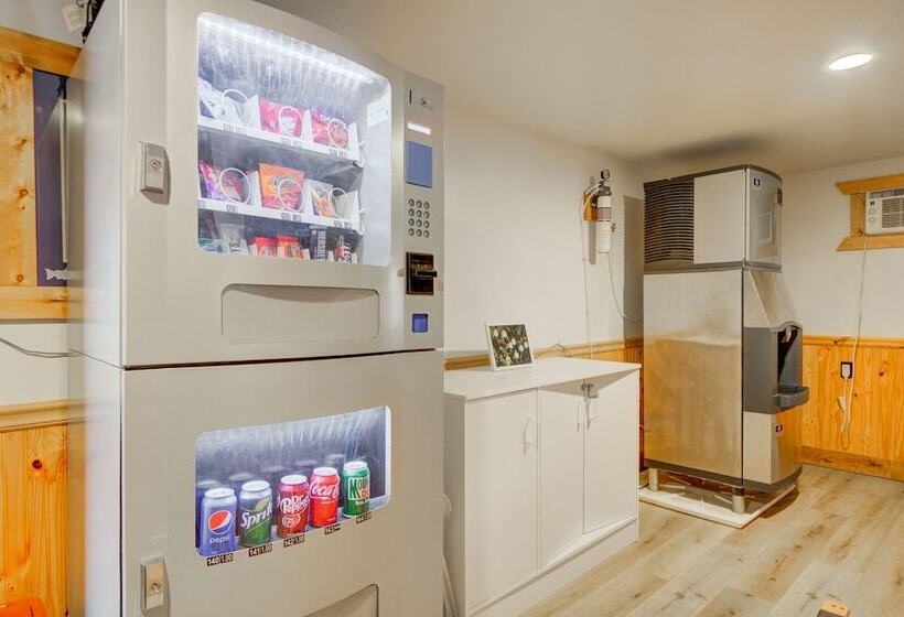 فندق على الطريق Livingston Inn   Historic