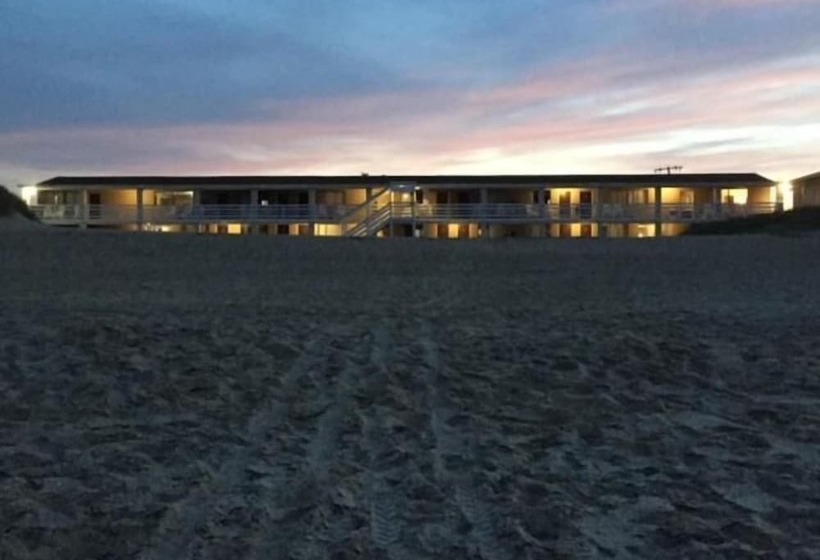 فندق على الطريق Outer Banks Motor Lodge