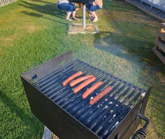 فندق على الطريق Outer Banks Motor Lodge