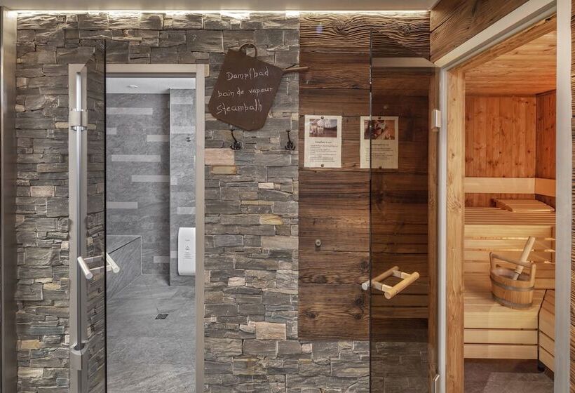 بنسيون Annex Antika