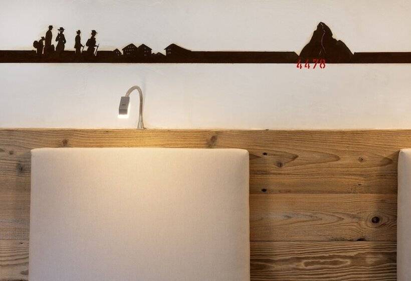 بنسيون Annex Antika