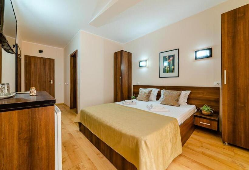 Пансион Casa Royal Pe Plaja Belona