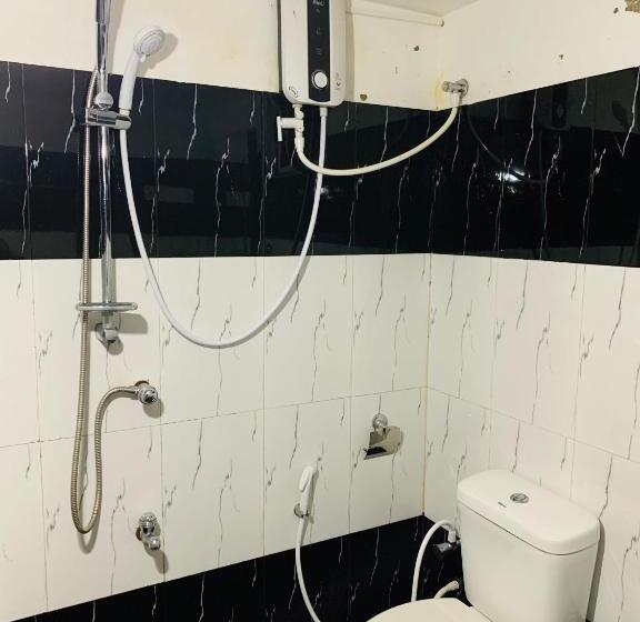 بنسيون Chill House Safari Resort