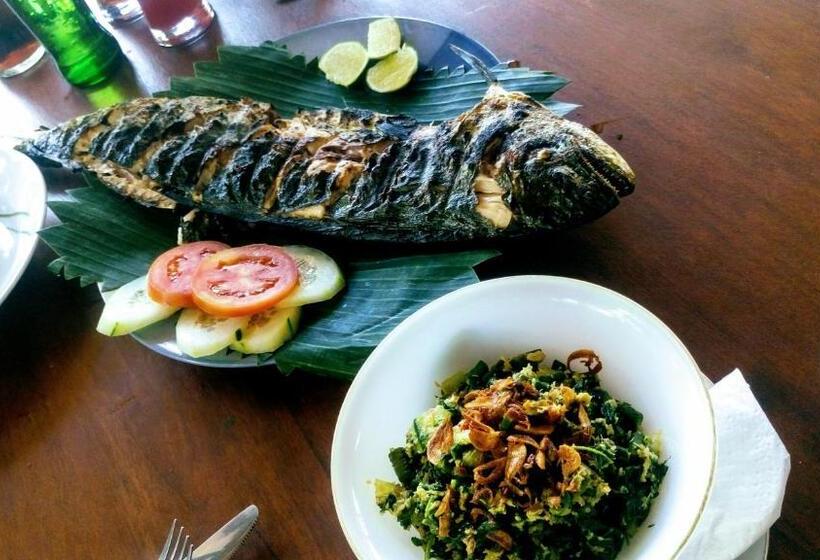 פנסיון Diver S Cafe Amed