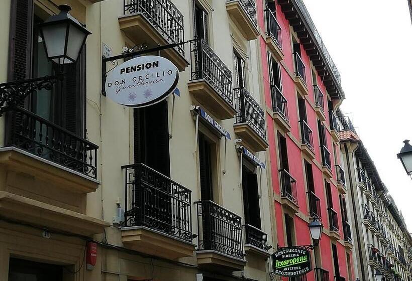 پانسیون Don Cecilio Guesthouse