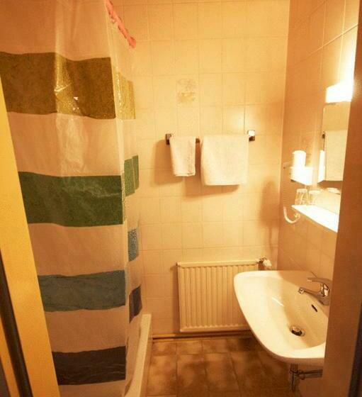 بنسيون Gasthof Zur Krone