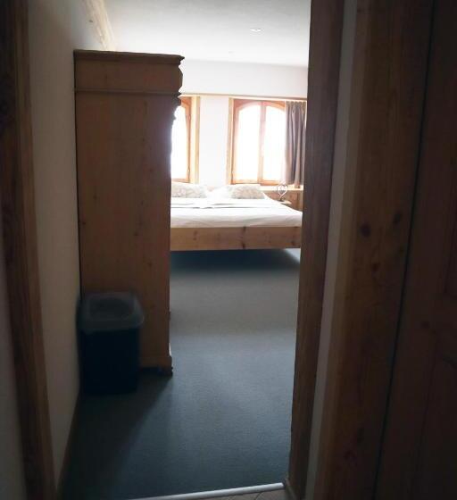 פנסיון Gruyère Rooms