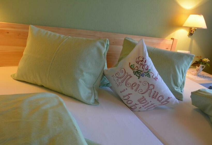 פנסיון Haus Tirolerland