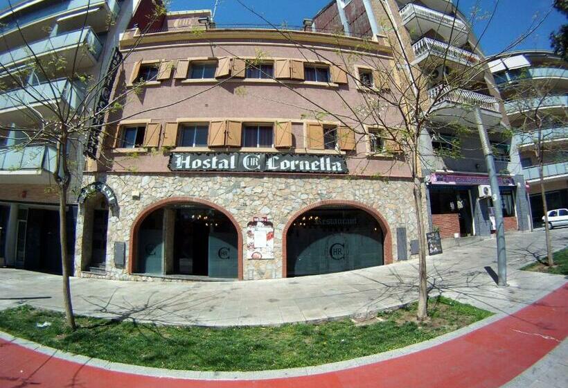 بنسيون Hostal Restaurante Cornella