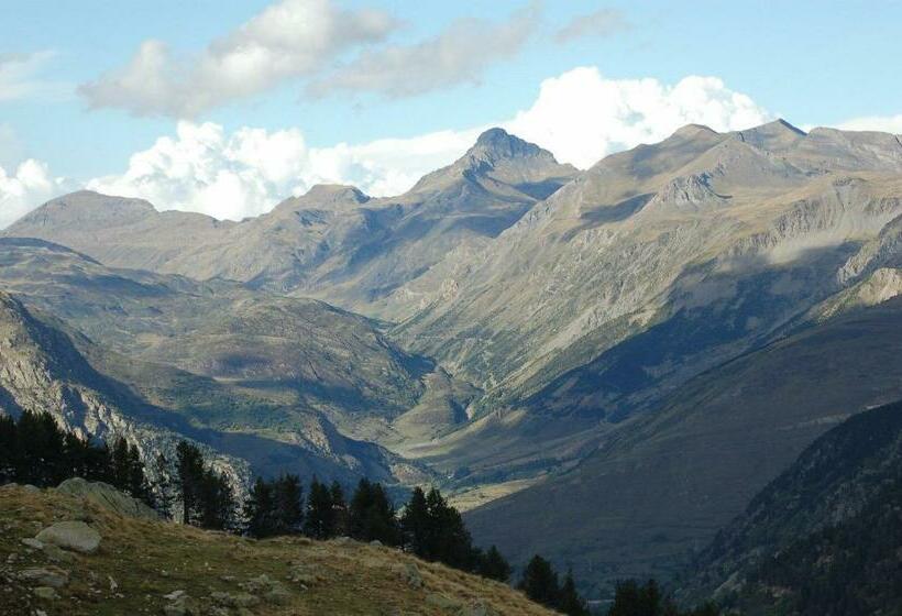 ペンション Hostau Era Claverola