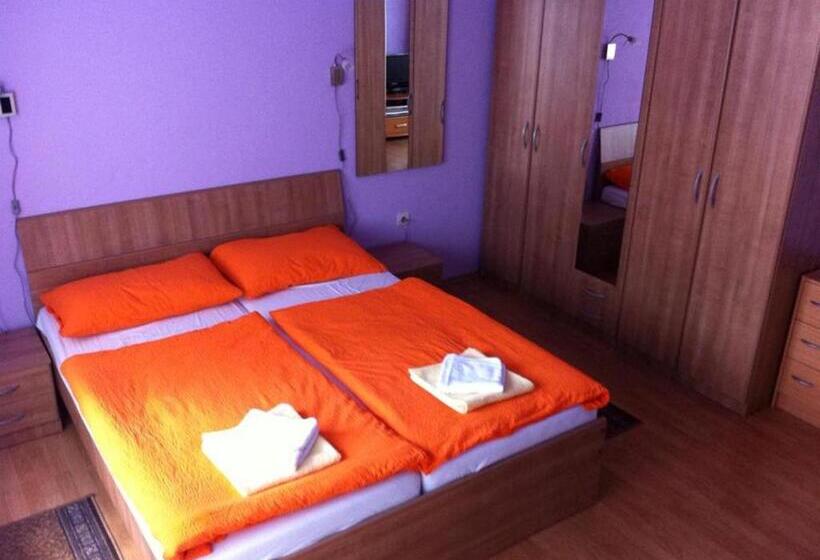 פנסיון House Vukovic