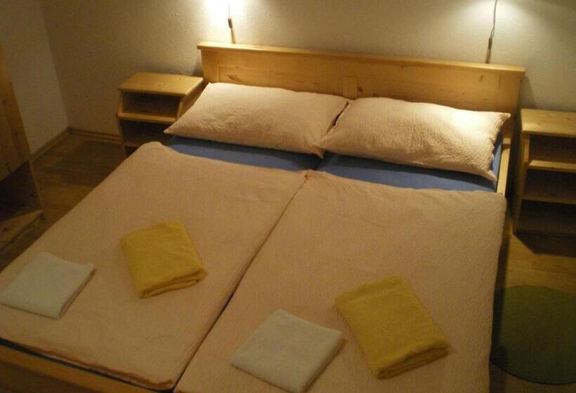 פנסיון House Vukovic