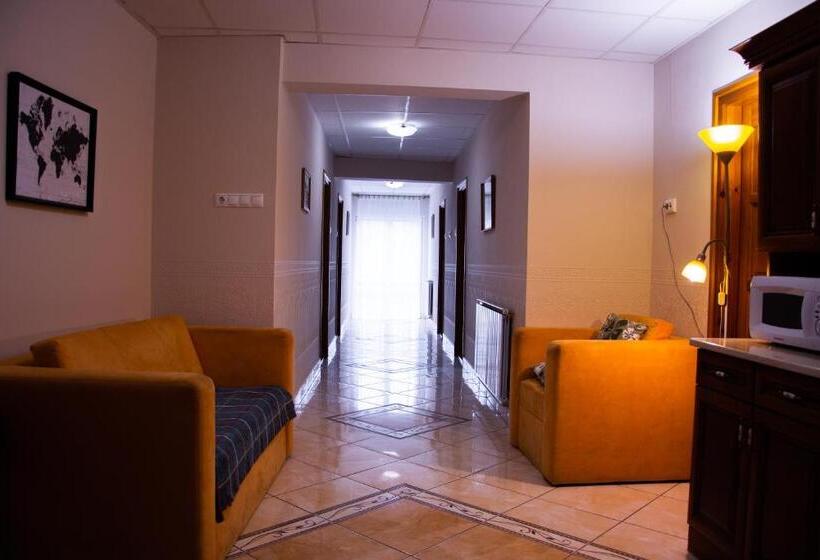 פנסיון Huli Panzio