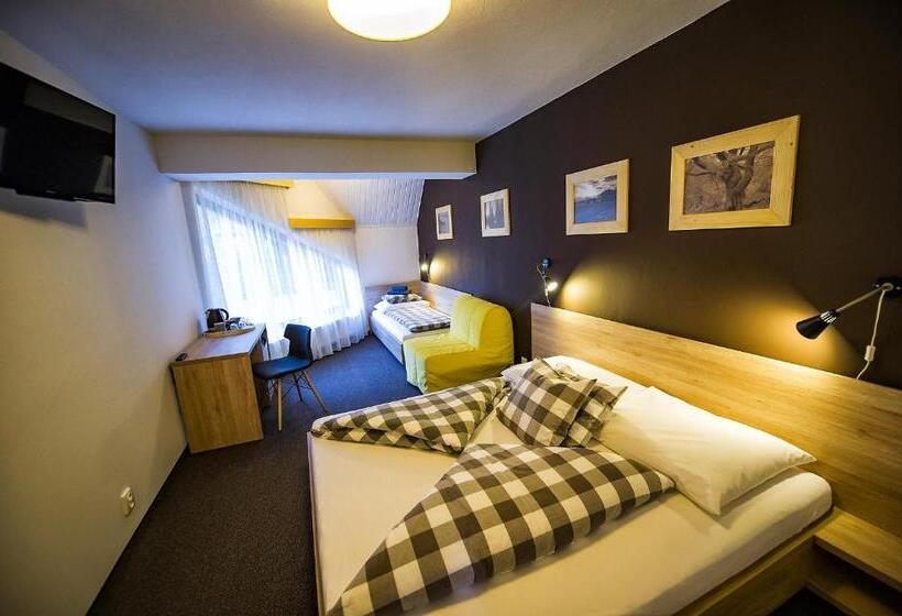 Пансион Penzion Flores