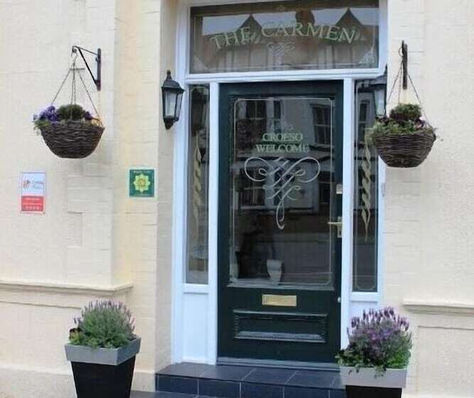 Пансион The Carmen Guesthouse
