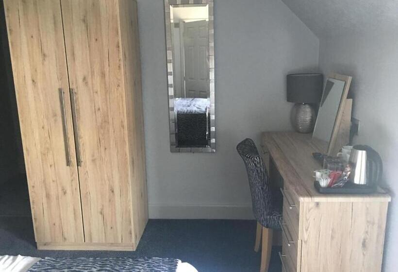 Пансион The Savoy