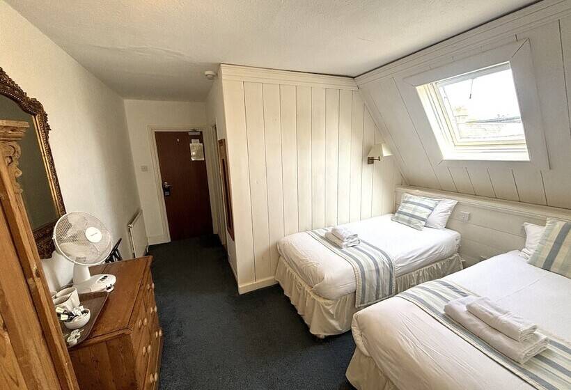 פנסיון Winter Dene Hotel Beachside